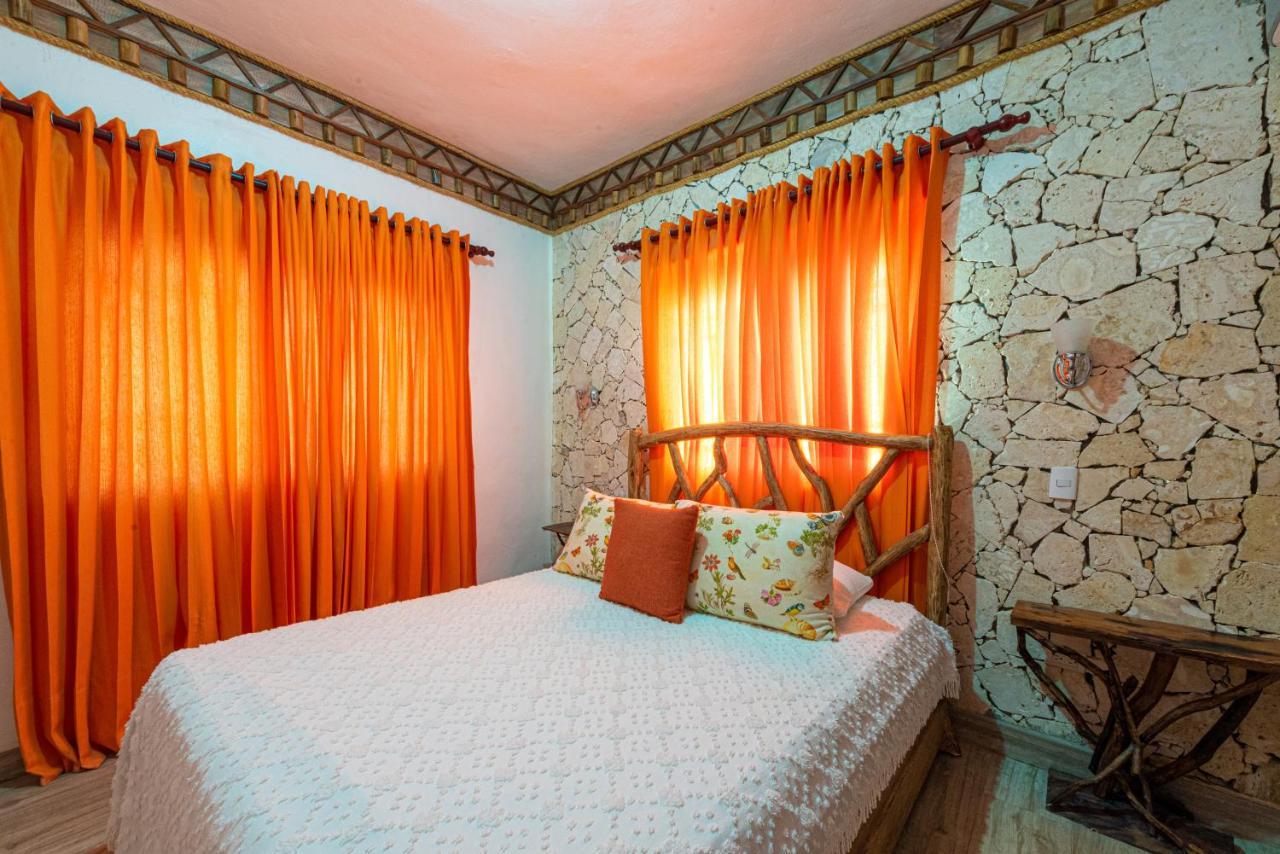 Vista De Aguilas Ecolodge Pedernales Luaran gambar